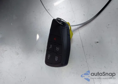 2025 Chevrolet Traverse Awd Z71 from USA, damaged, VIN 1GNEVJRS4SJ200689